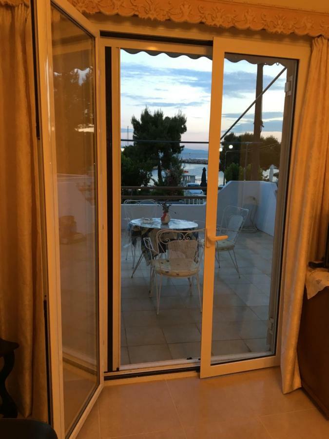 Pachi Seaside Apartment Exterior photo